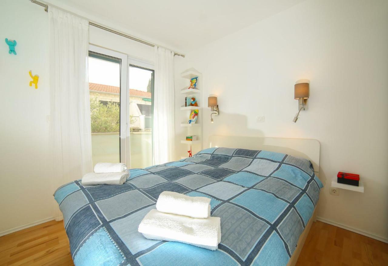 Amazing Luxury 4Star Apartment Laura Supetar Exterior foto